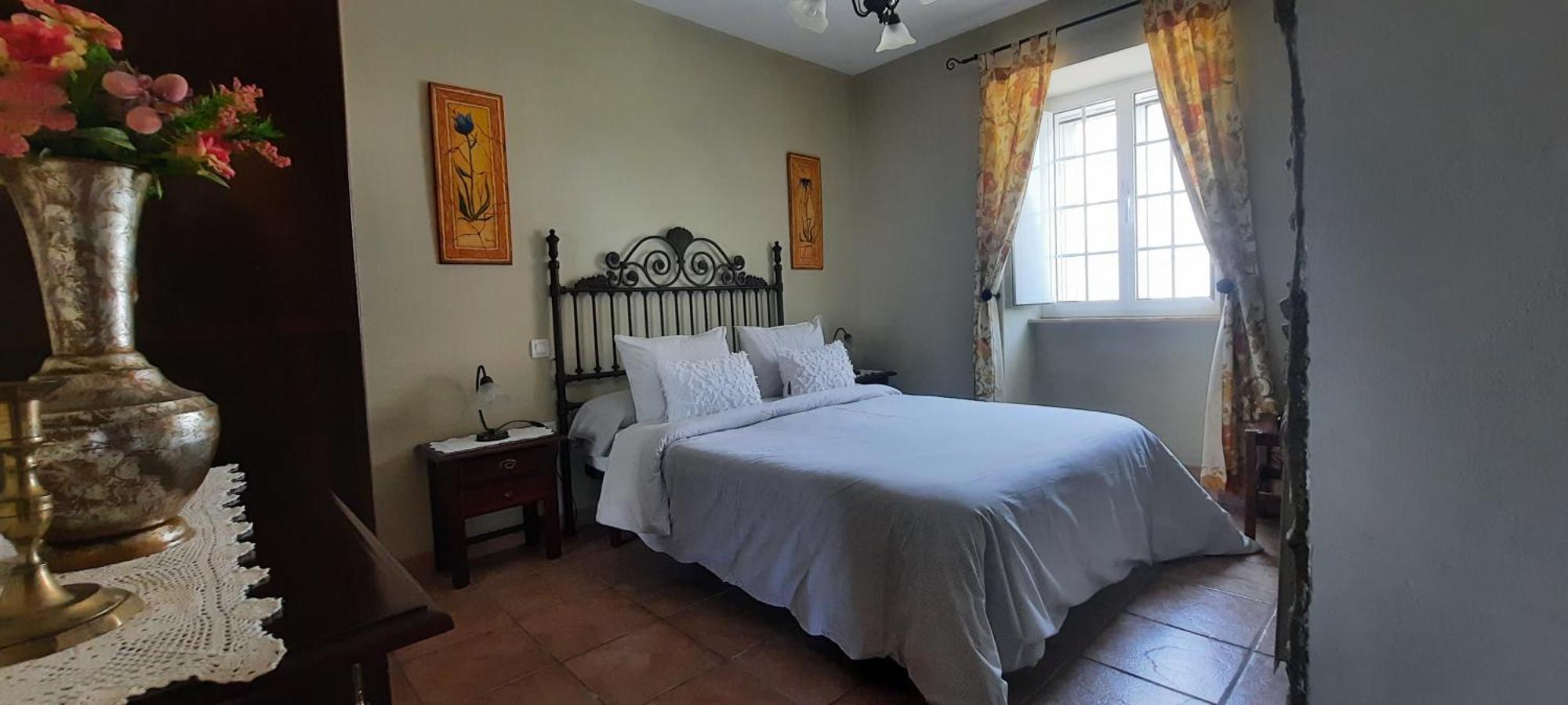 Apartamentos Turisticos Rosa Ribadeo Bilik gambar